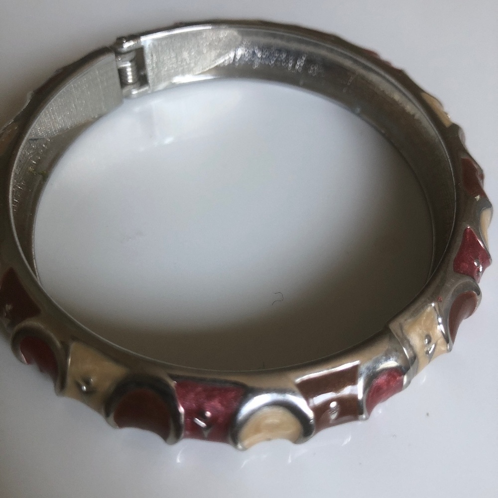 Cloisonné Hinge Burgundy and Beige Bracelet